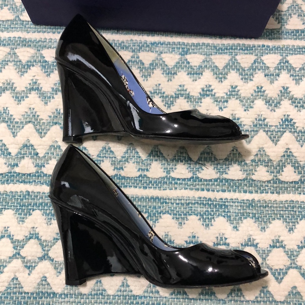 Stuart Weitzman black patent leather heels
